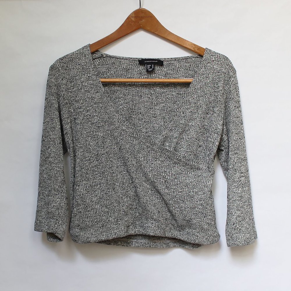 ❌SOLD❌Grey knit wrap 3/4 length cropped top